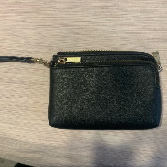 Black wallet! - Picture 1 of 2